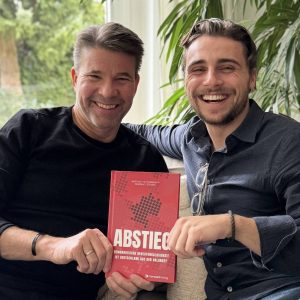 SALON LUITPOLD | Abstieg oder Aufbruch in Deutschland? | Die Bestsellerautoren Mathias Hüttenrauch und Benedikt Ötting im Gespräch | 03.06.2026 19 Uhr